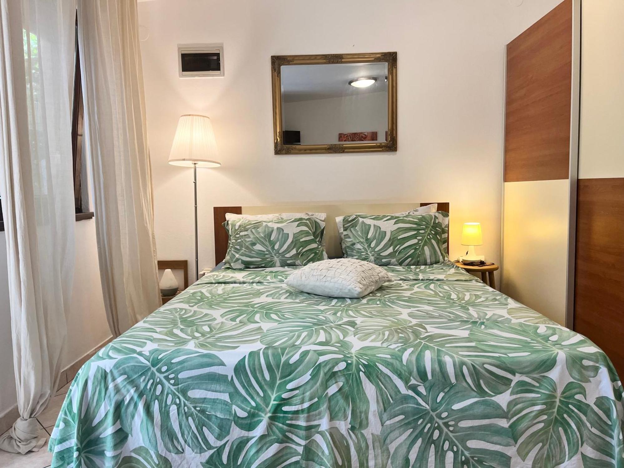 Biba Apartments Pula Exterior photo